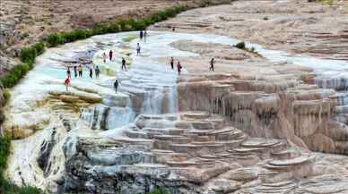 Turizmin yeni rotası: "Van'ın Pamukkale'si"