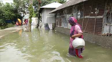 Sel felaketi Bangladeş’i sarstı: Uluslararası yardım bekleniyor