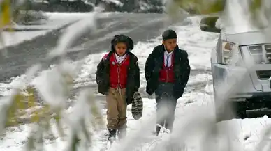 Zonguldak ve Bartın'da eğitime 1 gün ara verildi