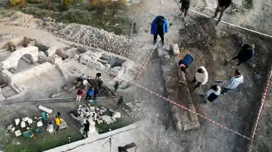 Hadrianopolis Antik Kenti'nde yaklaşık 1600 yıllık Hazreti Süleyman betimli kolye ucu bulundu