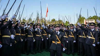 MSB'den teğmenlere ilişkin açıklama: İsnat edilen suç 'Mustafa Kemal'in askerleriyiz' demek değil