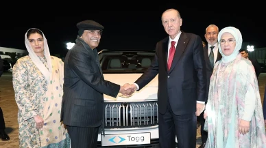 Cumhurbaşkanı Erdoğan’dan Pakistan Cumhurbaşkanı Zerdari’ye Togg hediyesi