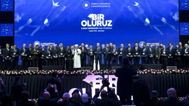 Cumhurbaşkanı Erdoğan, "asrın birliği"ne katkı sağlayanları ödüllendirdi