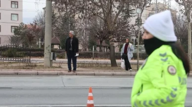 Trafik kurallarına uymayan yayalara ceza! Bahaneler şaşkına çevirdi