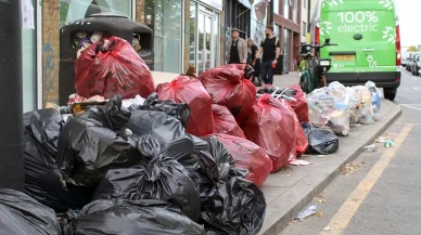 İngiltere’de çöp krizi: Grev başladı, Birmingham sokakları farelerle doldu!