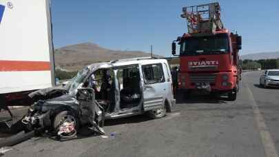 Van’da trafik kazası: 1 ölü, 4 yaralı