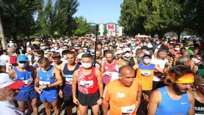 Eskişehir Yarı Maratonu koşuldu