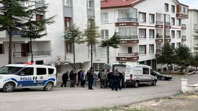 Ankara’da bir kişi evinde elleri ve ayakları bağlı şekilde ölü bulundu