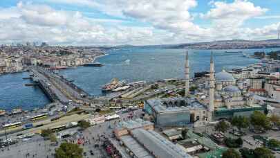 3,5 asırlık Yeni Cami tarihinin en kapsamlı restorasyonundan geçiyor