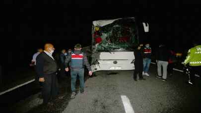 Nevşehir’de öğrencileri taşıyan otobüslerin karıştığı kazada 25 kişi yaralandı