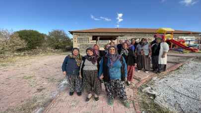 Kırsal mahallenin kadın muhtarı girişimci ev hanımlarıyla kalkınmanın öncüsü oluyor