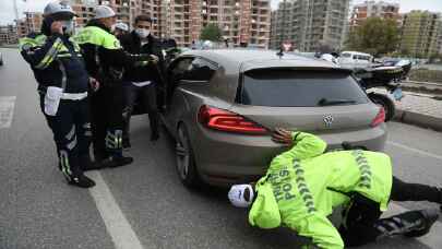 Otomobilini satın aldıktan 1,5 saat sonra ”modifiyeli araç” uygulamasında ceza yedi 