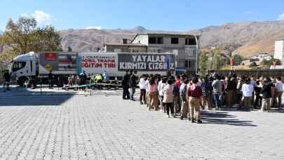 Hakkari’de ”Mobil Trafik Eğitim Tırı” öğrencilere eğitim verdi