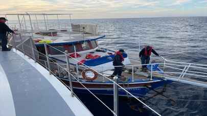 Bodrum’da ahşap teknedeki 79 düzensiz göçmen kurtarıldı