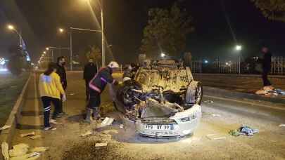 Malatya’da takla atan araçtaki 2 kişi yaralandı