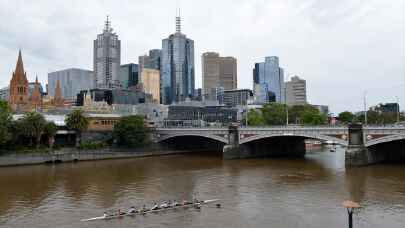 Kovid19 yasaklarının kalktığı Melbourne’da salgının etkileri aylarca sürebilir