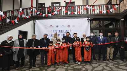 Ankara'da astronomi, bilim, sanat ve teknoloji eğitimleri verecek ”Usturlab Deneyim Merkezi” açıldı