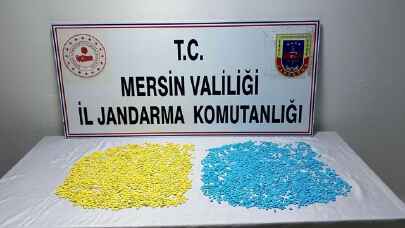 Mersin’de uyuşturucu ticareti yaptıkları iddiasıyla 2 zanlı tutuklandı