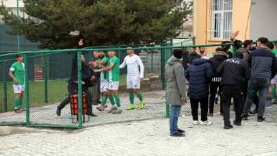 Malatya’da amatör maçta futbolcular arasında kavga