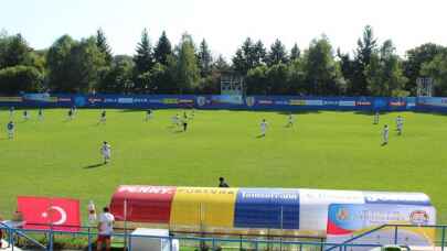 TBMM Futbol Takımı Romanya’da futbol turnuvasına katıldı