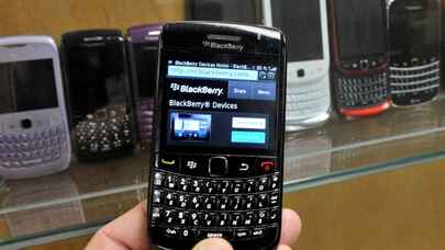 Bir zamanların vazgeçilmezi BlackBerry, akıllı telefonundan desteğini çekiyor