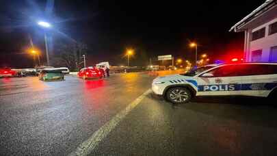 Kocaeli ve Sakarya’dan İstanbul istikametine araç geçişi durduruldu