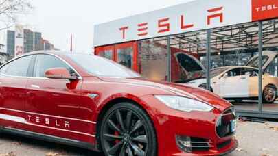 Tesla, 54 bin aracını geri çağırıyor