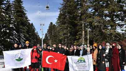 Bursa Osmangazi'den Uludağ'da idealist gençlere motive kampı