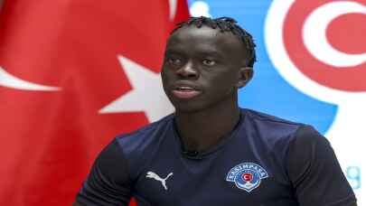 Kasımpaşalı futbolcu Awer Mabil'in ilham verici yaşamı