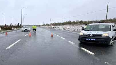 Aksaray-Nevşehir kara yolu kar nedeniyle kapandı