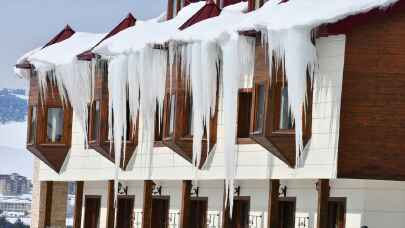 Erzurum, Kars ve Ardahan'da soğuk hava etkili oluyor