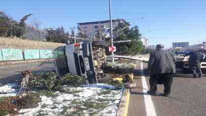 Gaziantep’te devrilen yolcu minibüsündeki 7 kişi yaralandı