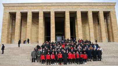 Gençlerbirliği Kulübünden Anıtkabir'e ziyaret