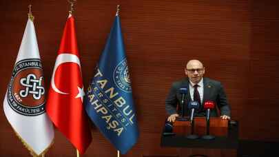 İSTANBUL - Büyük Önder Atatürk'ün doktorunun adını taşıyan amfi yeniden açıldı