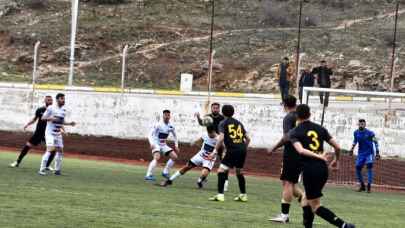 İzmir Aliağaspor FK deplasmanda farklı kazandı