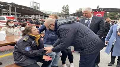 İzmir'de kalp krizi sonucu hayatını kaybeden itfaiye amiri için tören düzenlendi