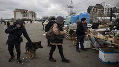 Kiev yakınındaki Buça'dan tahliyeler sürüyor