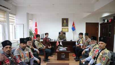 Kilis'te Yetimoğlu ve yönetiminden Albay Akşit’e ziyaret