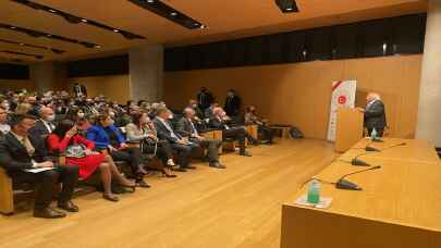 Akropolis Müzesi'nde "Taş Tepeler" konferansı düzenlendi