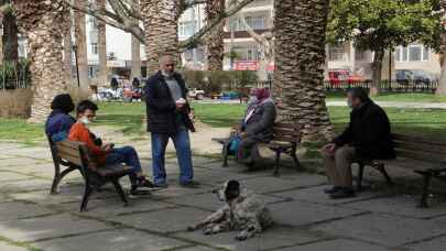 En uzun orucun tutulduğu Sinop'ta ramazanın ilk günü park ve sahillerde yoğunluk