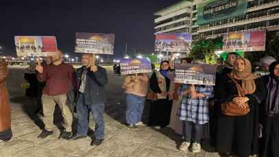 İsrail'in Mescid-i Aksa baskını İzmir'de protesto edildi