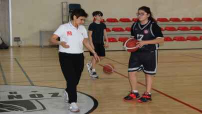 Zonguldak'ta genç basketbolcular "şut kampı"nda atışlarını geliştirdi