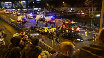 Mecidiyeköy'de 13 araçlık zincirleme kaza: 1'i bebek, 8 yaralı