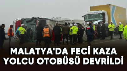 Malatya'da feci kaza: Yolcu otobüsü devrildi