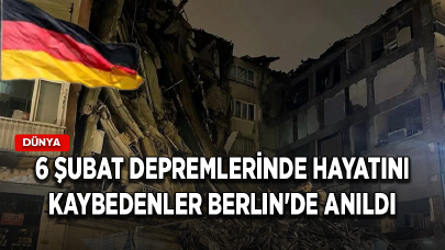 6 Şubat depremlerinde hayatını kaybedenler Berlin'de anıldı