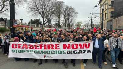 İstanbul'da binlerce kişi İsrail’in Gazze saldırılarını protesto etti