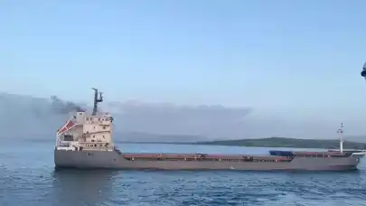 Çanakkale Boğazı'nda kuru yük gemisinde yangın