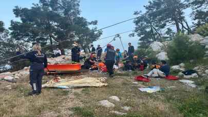 Antalya'da teleferik kabini düştü! Ölü ve yaralılar var