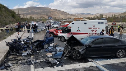 Malatya'da feci trafik kazası! 3 kişi hayatını kaybetti, 5 kişi yaralandı