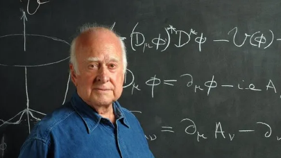 Nobel ödüllü fizikçi Peter Higgs hayatını kaybetti